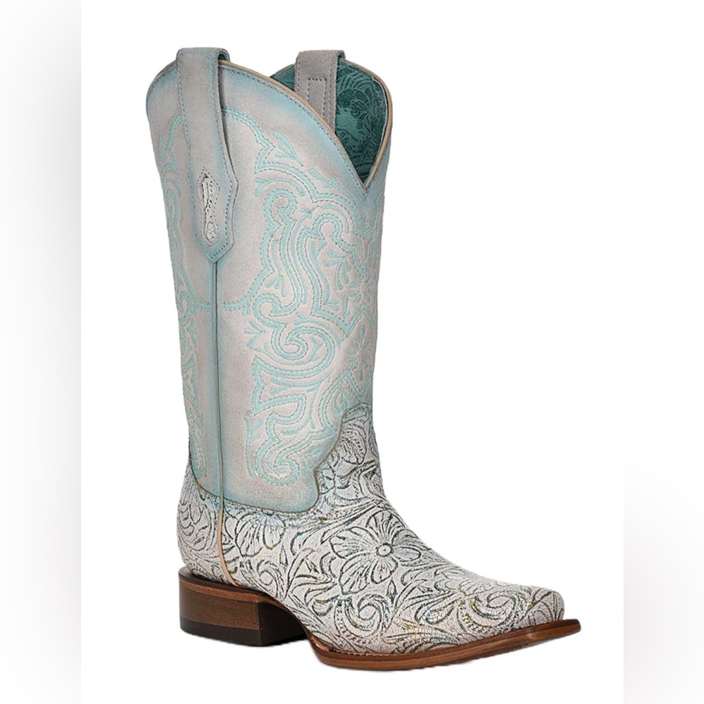 Embroidered White & Blue Bridal Square Toe Boots Size 8.5 Wedding Rodeo